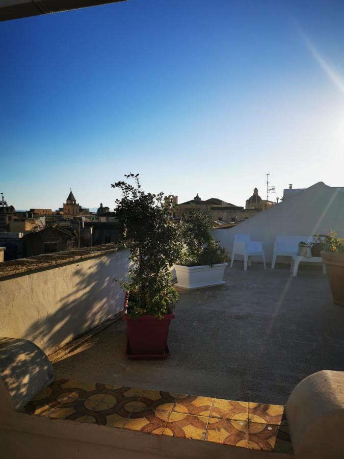 B&B Barone Sieri Pepoli ตราปานี ภายนอก รูปภาพ